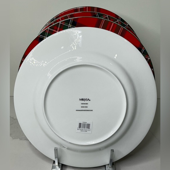 4 Mikasa Dinner Plates Bone China Christmas Tartan Plaid Red 11” New